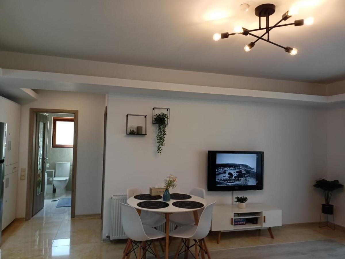 Apartament Eric, Buşteni Exterior foto